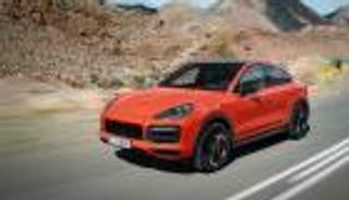 بالصور.. الإطلالة الرسمية الأولى للنسخة الجديدة من بورش Cayenne Coupe