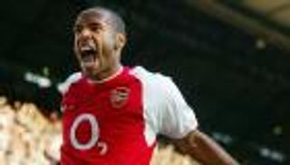 هنري يحصد لقب أفضل أجنبي في تاريخ البريمييرليج