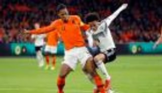 فان ديك: ما زلنا بحاجة لوقت حتى نعود للقمة 