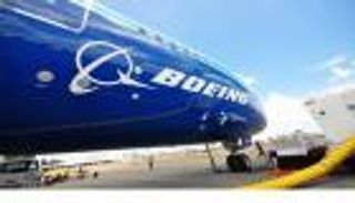 هبوط اضطراري لطائرة "بوينج" بعد تصاعد دخان من قمرة القيادة