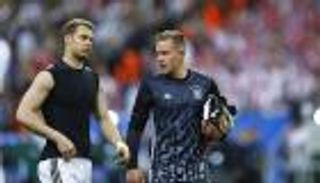 كاريكاتير.. تير شتيجن حبيس ظل نوير