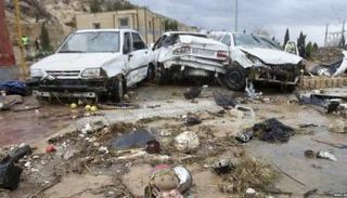 آثار السيول المدمرة في شيراز - أرشيفية