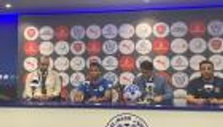 مدرب النصر الإماراتي يبدي فخره بتدريب الفريق أمام أرسنال