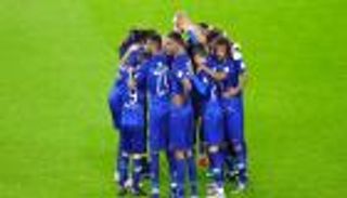 زوران يدعو لاعبي الهلال لمأدبة عشاء قبل مباراة النصر