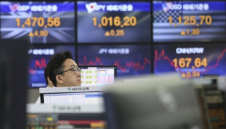 "نيكي" ينخفض 0.35% في بداية التعاملات بطوكيو