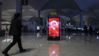 "بلومبرج": تركيا تحاصر المستثمرين الأجانب قبل أيام من الانتخابات