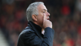 مورينيو يختار وجهة مفاجئة في الموسم المقبل