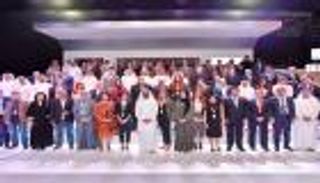 محمد بن راشد يلتقي القيادات الإعلامية في أول أيام منتدى الإعلام العربي