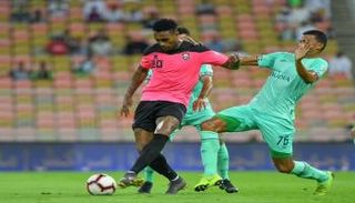 مباراة الأهلي والرائد