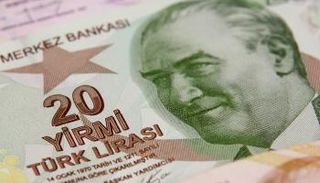 أنقرة تحاول إنقاذ الليرة قبل الانتخابات