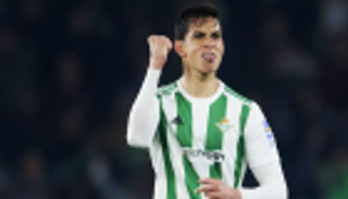 بيتيس يدرس اتخاذ خطوة جديدة تجاه الجزائري ماندي