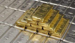 الذهب يسجل أسوأ أداء شهري والبلاديوم يتعافى