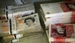 هبوط قياسي للجنيه الإسترليني أمام الدولار واليورو عقب رفض اتفاق بريكست