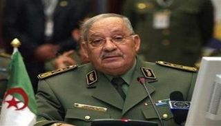 قائد أركان الجيش الجزائري الفريق أحمد قايد صالح