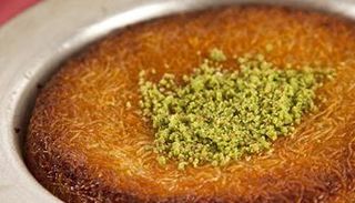 الكنافة من أشهى الحلويات الرمضانية