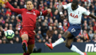 بوكيتينو يكيل المديح لفان ديك بعد الخسارة من ليفربول