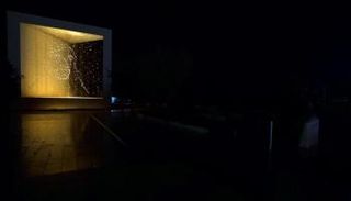 صرح زايد المؤسس يشارك في "ساعة الأرض"