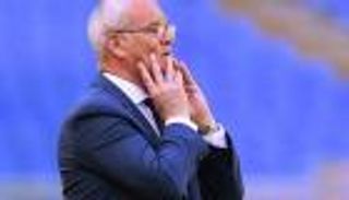 رانييري يعدد أزمات روما بعد الهزيمة الثقيلة أمام نابولي