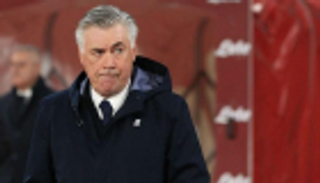 أنشيلوتي يثق في تتويج نابولي بالدوري الأوروبي