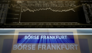 أسهم أوروبا تغلق مرتفعة بفعل بيانات صينية وآمال التجارة