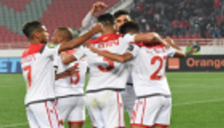 الوداد يعزز صدارته للدوري المغربي بفوز كبير على الحسيمي