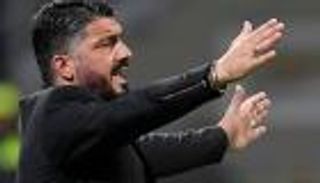 ضربة مزدوجة لميلان قبل مواجهة يوفنتوس