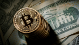 "بيتكوين" تحصد أكبر مكاسبها اليومية منذ أبريل 2018