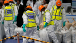 بالصور.. إعدام كوكايين بـ100 مليون دولار بحضور رئيس سيريلانكا