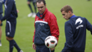 جريزمان يسترجع ذكرياته مع مدرب الأهلي المصري