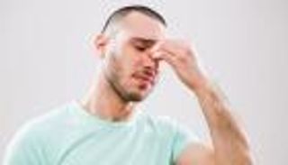 5 نصائح لتخفيف أعراض التهاب الجيوب الأنفية.. السوائل ضرورية