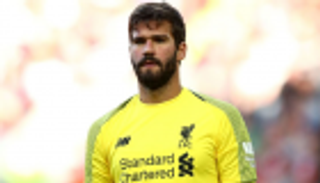 أليسون يكشف كواليس حديثه مع فيرمينو قبل انضمامه لليفربول