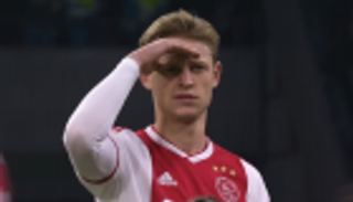 دي يونج يكشف عن كواليس اقترابه من توتنهام قبل التوقيع للبارسا