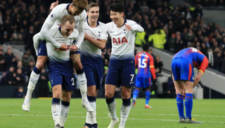 فريق توتنهام