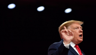 الرئيس الأمريكي دونالد ترامب