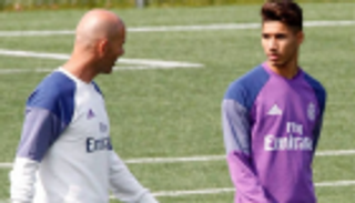 نافاس يشيد بنجل زيدان