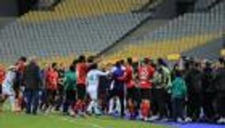 غرامات مالية على الأهلي والاتحاد بسبب "المظهر غير الرياضي"