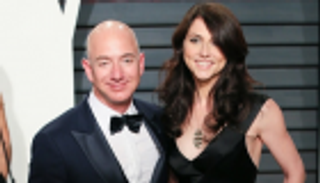 بتسوية قيمتها 35 مليار دولار.. طليقة جيف بيزوس ثالث أغنى امرأة بالعالم