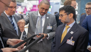 جانب من جولات المزروعي في أجنحة معرض هانوفر ميسي الصناعي