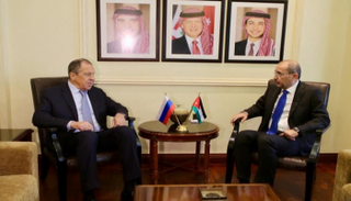 وزيرا خارجية الأردن وروسيا خلال لقائهما في عمان