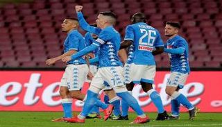 لاعبو نابولي