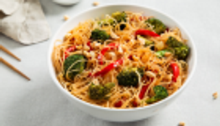 النودلز وجبة غير صحية.. 5 أمراض لكثرة تناولها