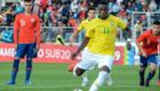 الاتحاد البرازيلي يتجاهل نيمار من أجل فينسيوس