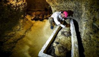 اكتشاف مومياء عمرها 2500 عام في مصر