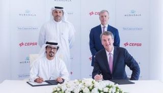 "كارلايل" تستحوذ على حصة أقلية في "سيبسا" المملوكة لـ"مبادلة"