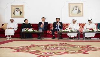 جانب من الحضور في الندوة