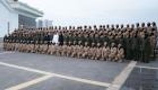 محمد بن زايد يستقبل المشاركات ببرنامج "تمكين المرأة العربية في مهام حفظ الأمن والسلام"