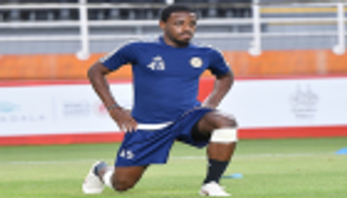 الجزيرة يؤكد غياب خلفان مبارك شهرا للإصابة