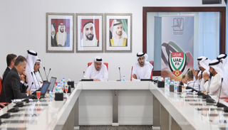 جانب من اجتماع اللجنة