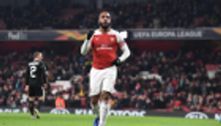 لاكازيت يحذر من خطورة نابولي 