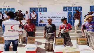 توزيع مساعدات الهلال الأحمر الإماراتي في محافظة شبوة